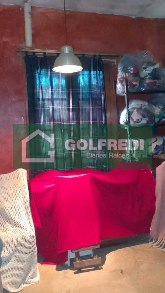 Propiedad en amplio lote