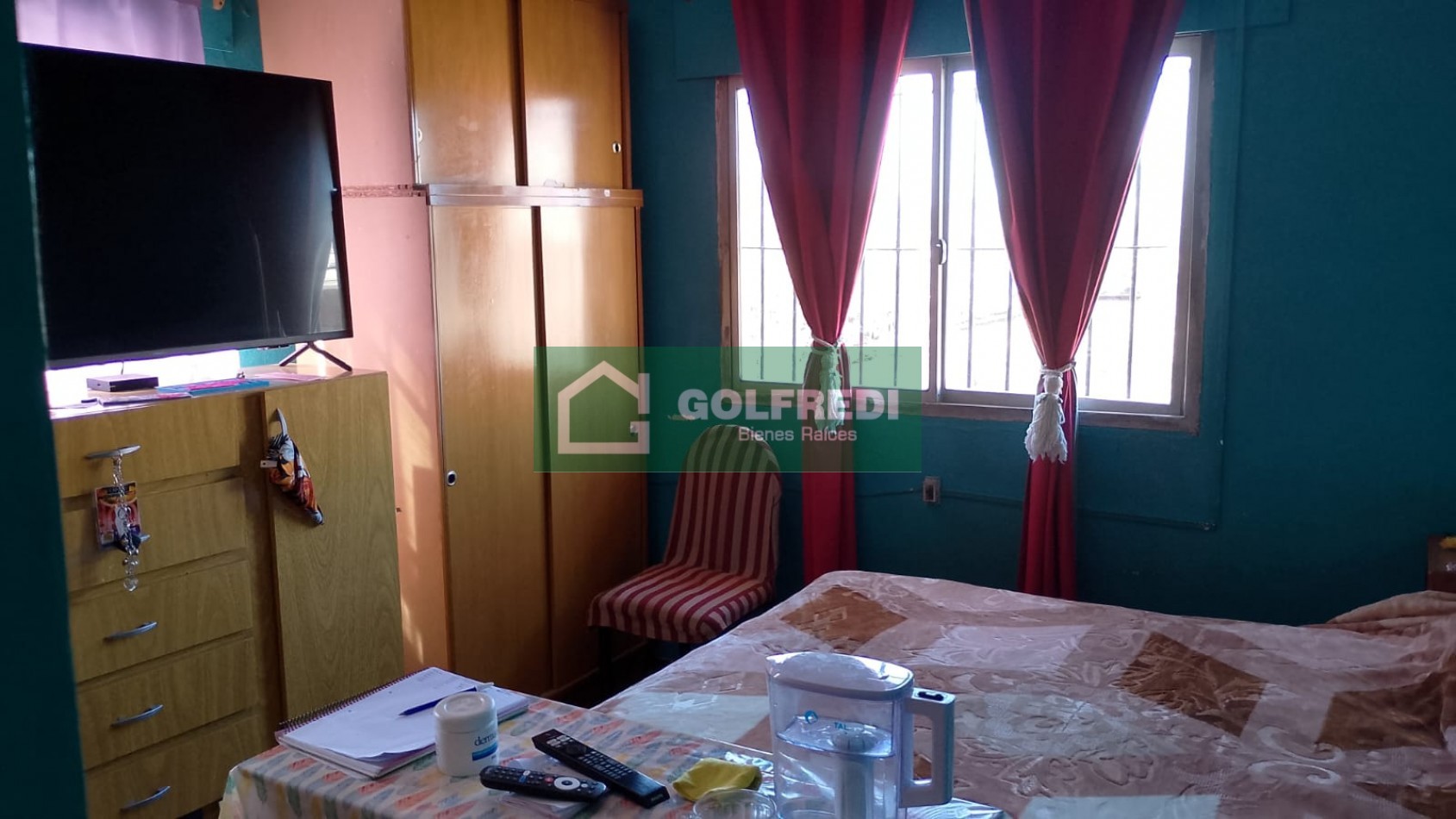 Local, Deposito y Departamentos en Bloque