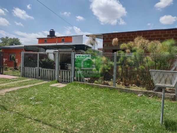 Terreno con dos casas en Benavidez