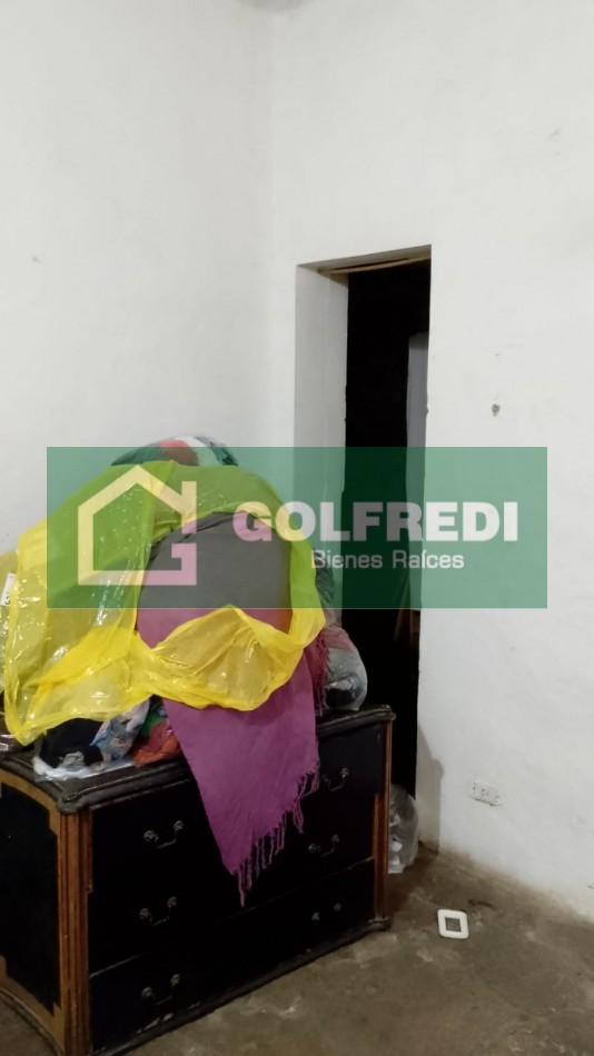 Propiedad en amplio lote