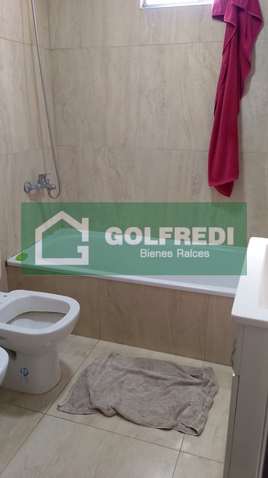 Local, Deposito y Departamentos en Bloque