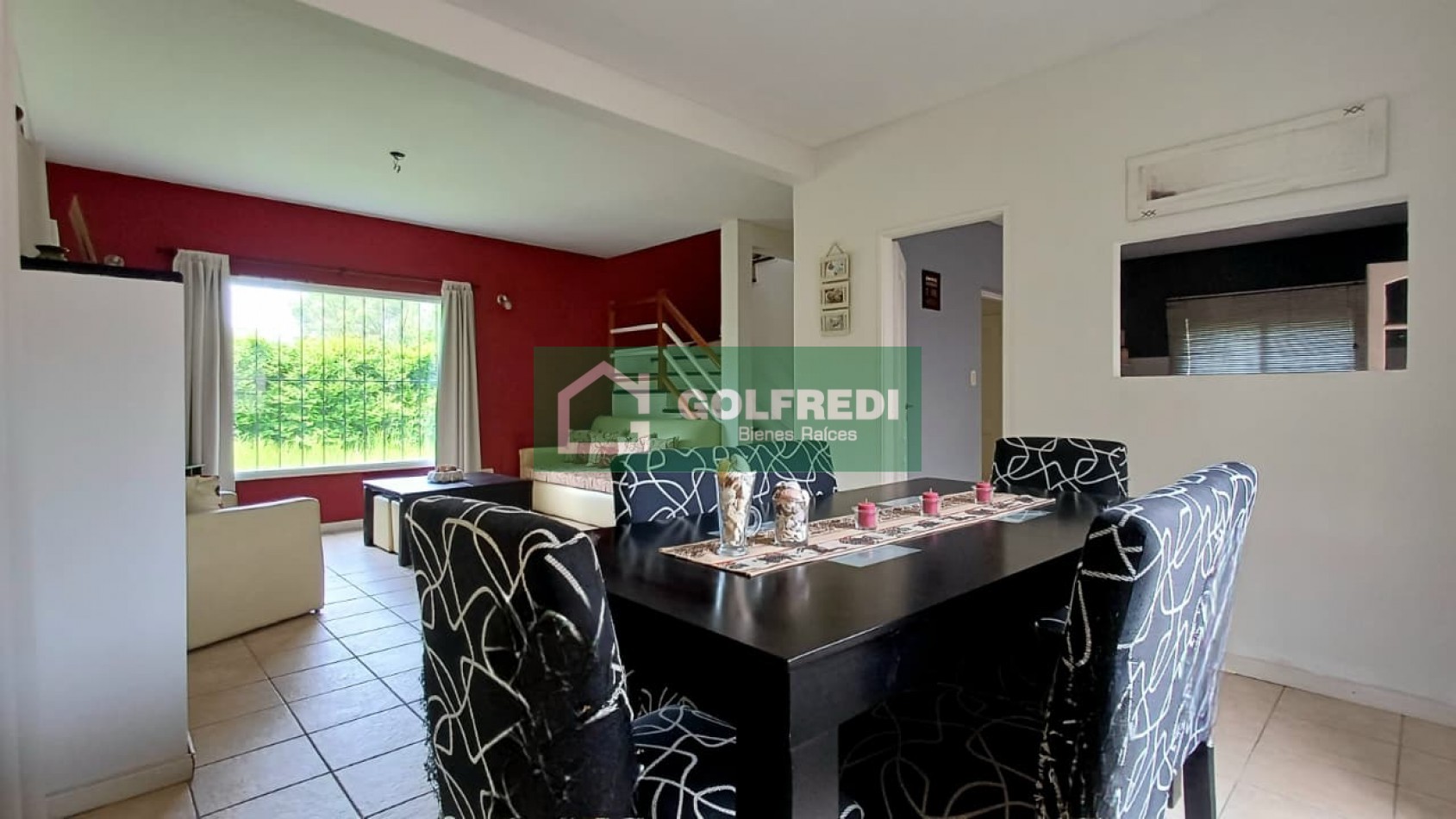 Casa 4 ambientes en Barrio Cerrado