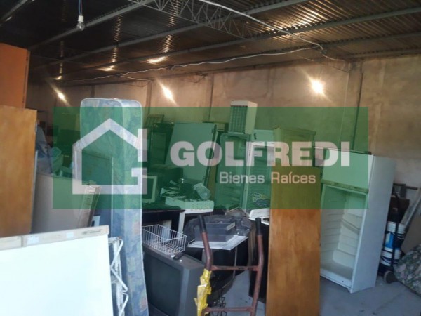 Casa con Galpon en Virreyes