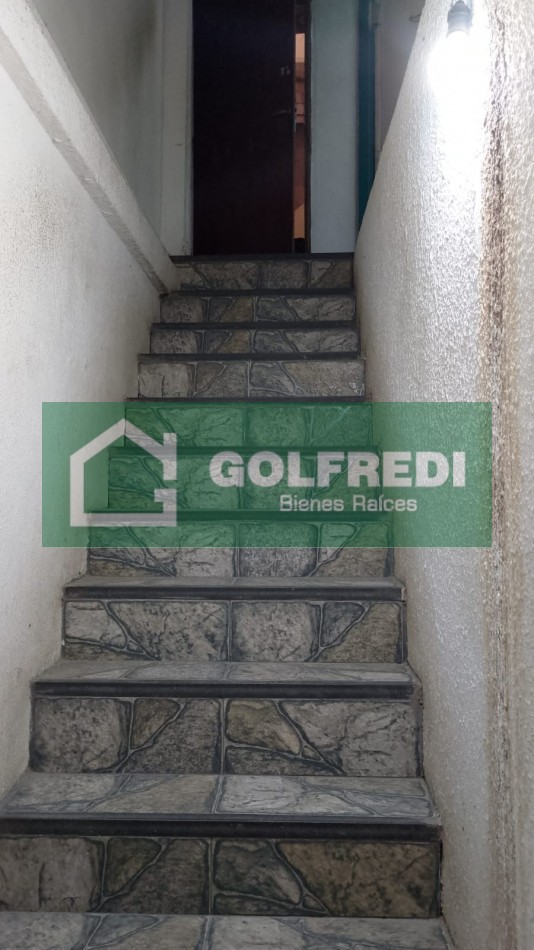 Local, Deposito y Departamentos en Bloque