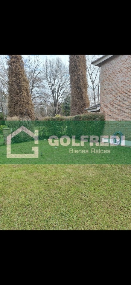 Casa 4 ambientes en Barrio Cerrado