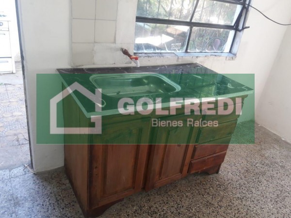 Casa con Galpon en Virreyes