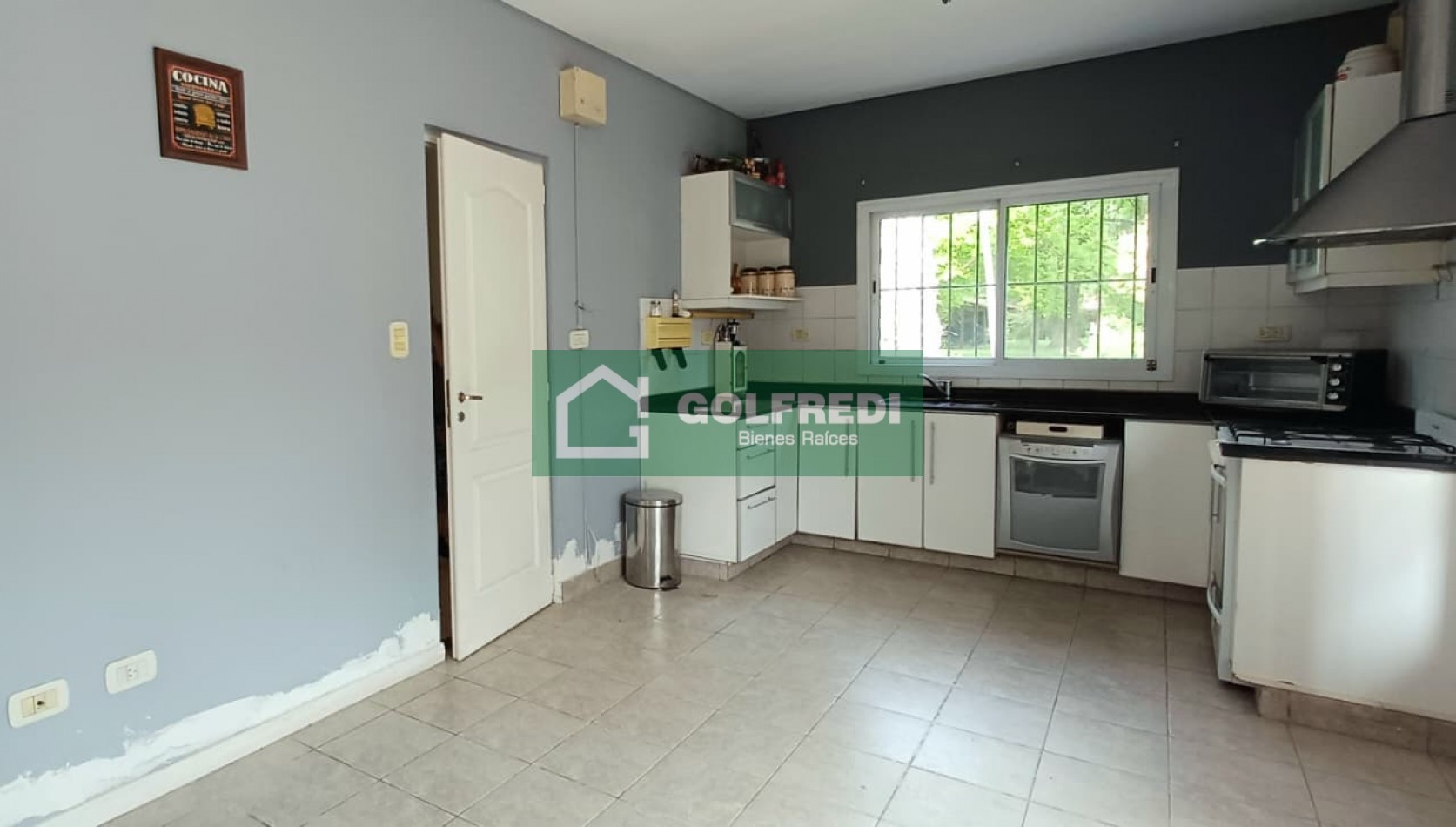 Casa 4 ambientes en Barrio Cerrado