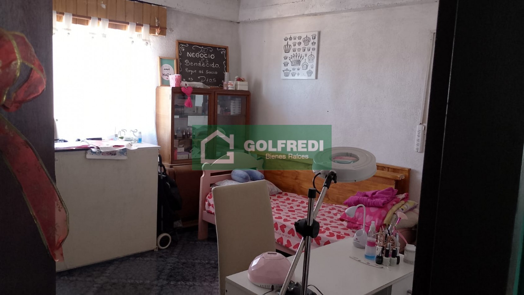 Local, Deposito y Departamentos en Bloque